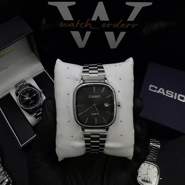 CurrentDealz™ Casio quartz watch